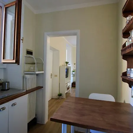 Apartment Il Nido In Citta - Bymyhomeincomo *