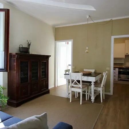 Apartment Il Nido In Citta - Bymyhomeincomo